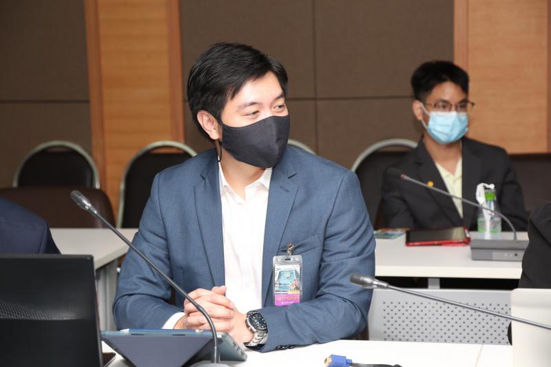 ผู้ช่วยรัฐมนตรีป�