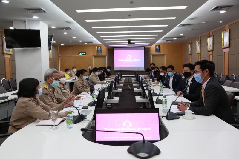 ผู้ช่วยรัฐมนตรีป�