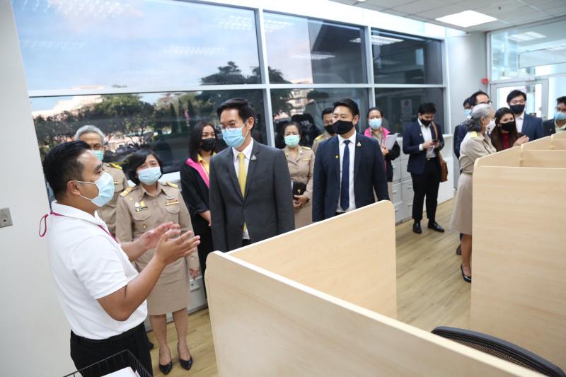 ผู้ช่วยรัฐมนตรีป�