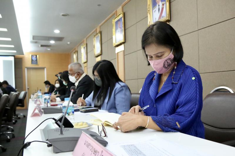รมว.พม. เป็นประธาน�