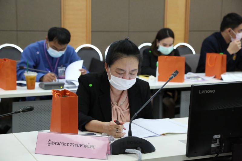 ปลัด พม. เป็นประธา�