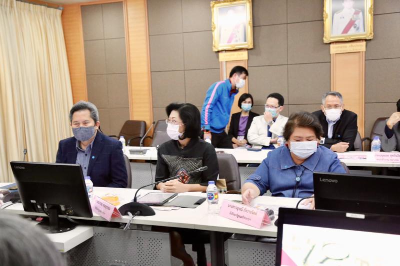 รมว.พม. เป็นประธาน�