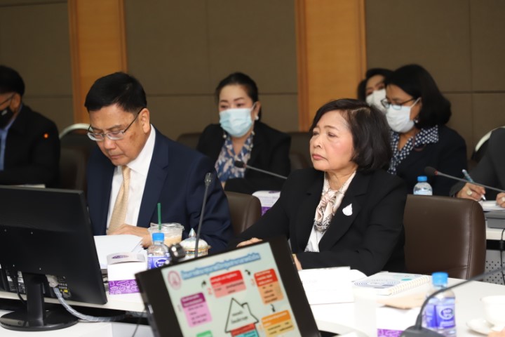 รมว.พม. เป็นประธาน�
