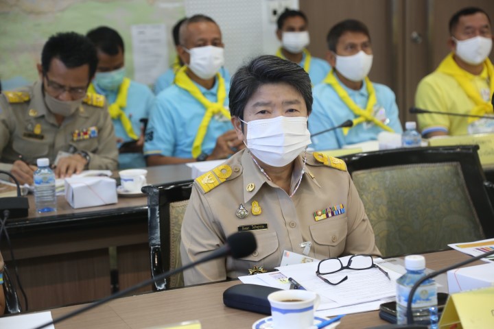 รองปลัด พม. พร้อมด�