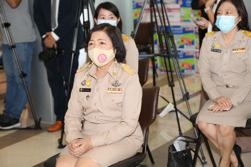 รมว. พม. เป็นประธาน�