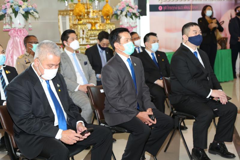รมว. พม. เป็นประธาน�
