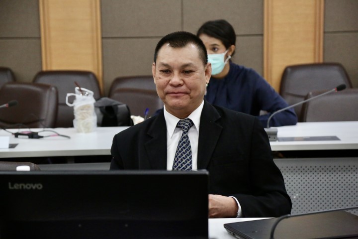 รองปลัด พม. เป็นปร�