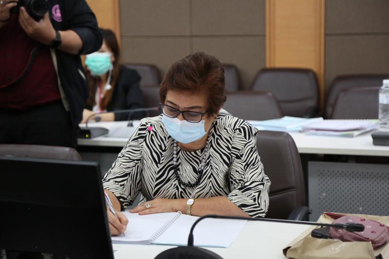 ปลัด พม. เป็นประธา�