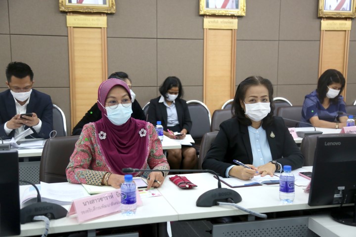 ปลัด พม. เป็นประธา�