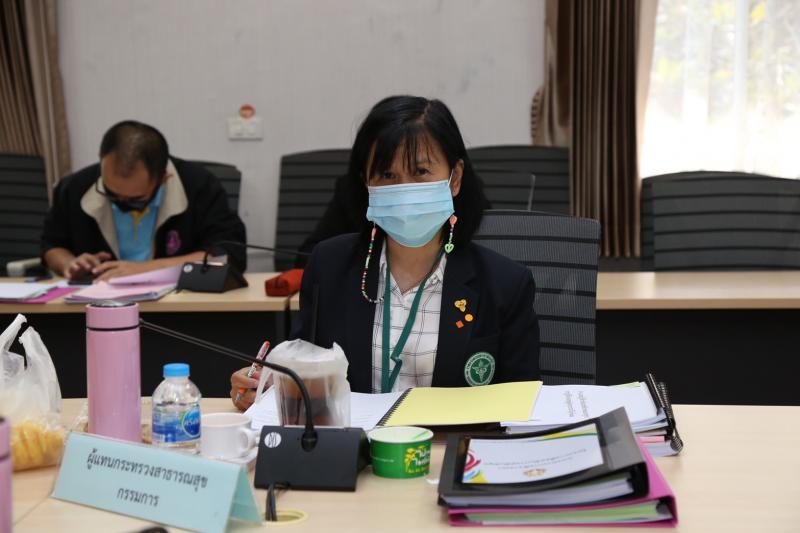 รองปลัด พม. เป็นปร�