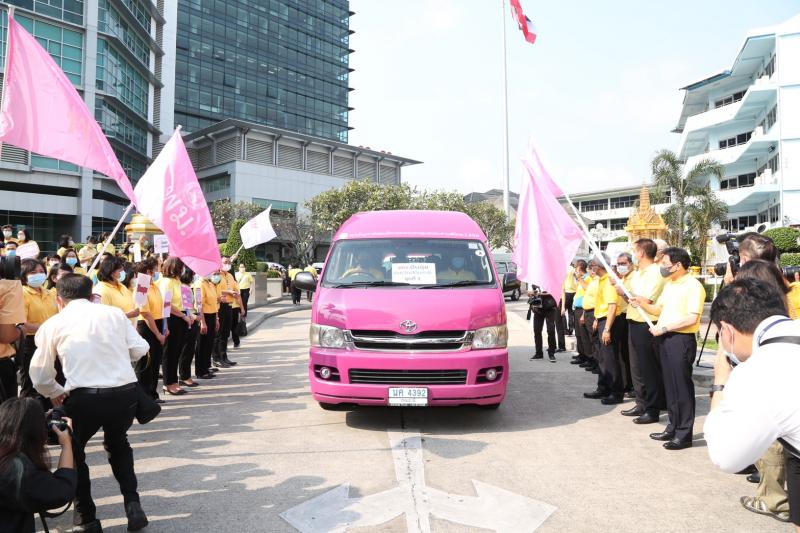 รองนายกรัฐมนตรีแ�