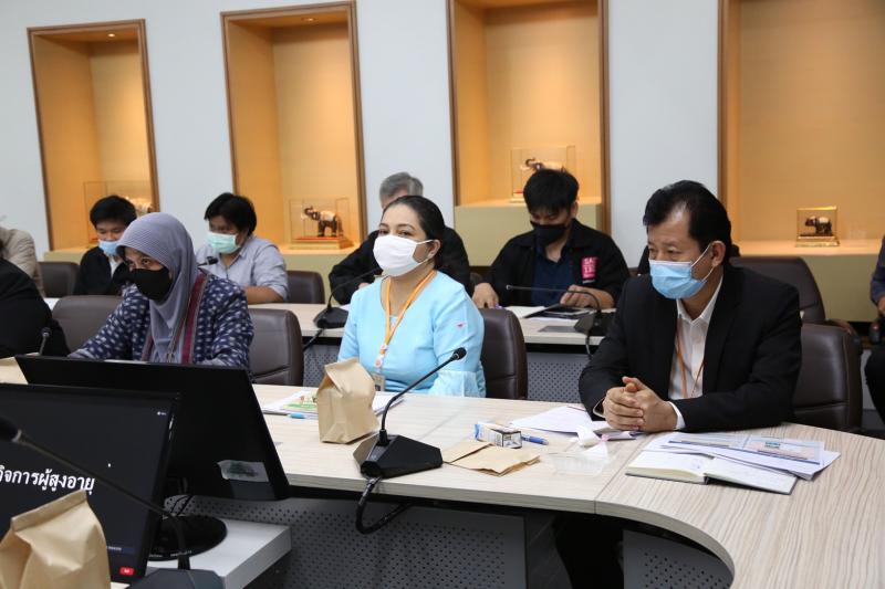 ปลัด พม. เป็นประธา�