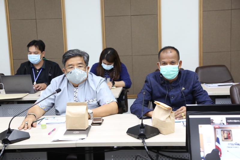 ปลัด พม. เป็นประธา�