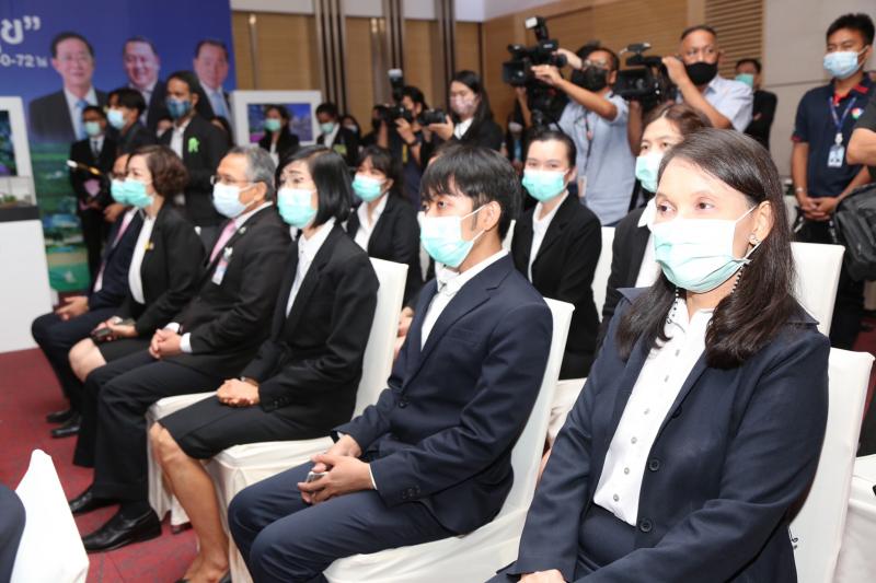 รองนายกรัฐมนตรี เ�