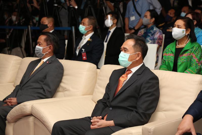 รองนายกรัฐมนตรี เ�