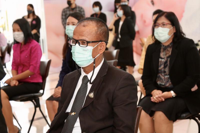 ปลัด พม. เป็นประธา�