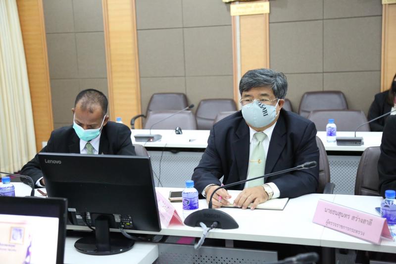 ปลัด พม. เป็นประธา�