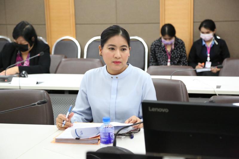 ปลัด พม. เป็นประธา�
