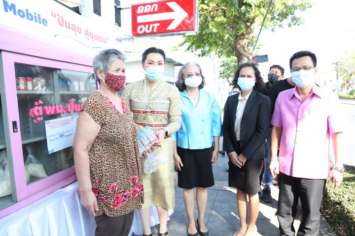 ปลัด พม. ให้การบัน�
