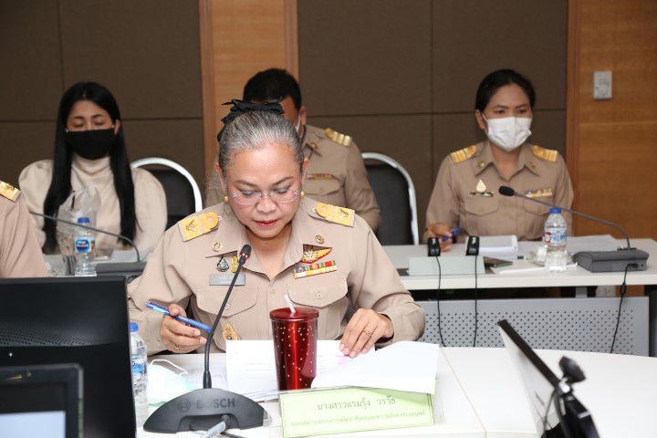 ปลัด พม. เป็นประธา�