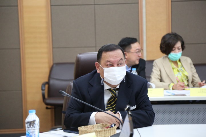 รมว.พม. เป็นที่ปรึ�