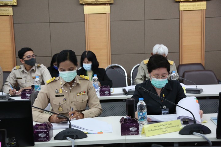 รมว.พม. เป็นที่ปรึ�