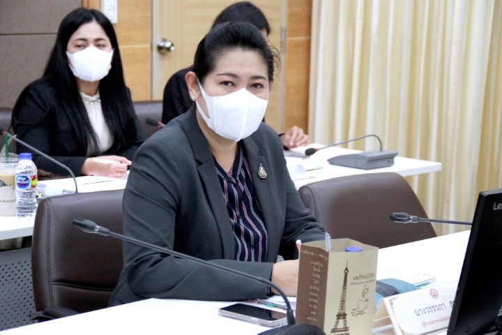 ปลัด พม. เป็นประธา�