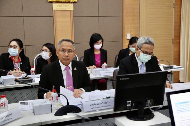 ปลัด พม. เป็นประธา�