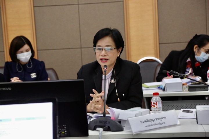 ปลัด พม. เป็นประธา�