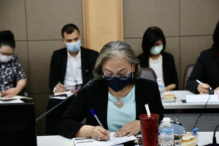 รมว.พม. เป็นประธาน�