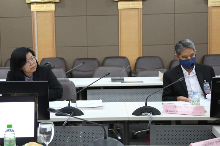 รมว.พม. เป็นประธาน�