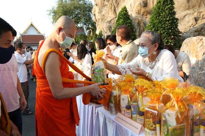 รองปลัด พม. ร่วมพิ�