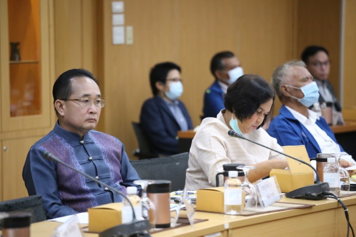 รองปลัด พม. เข้าร่�