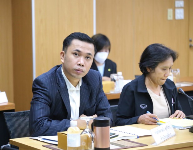 รองปลัด พม. เข้าร่�