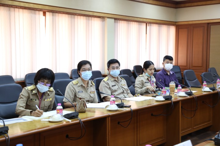 รองปลัด พม. ประชุม�