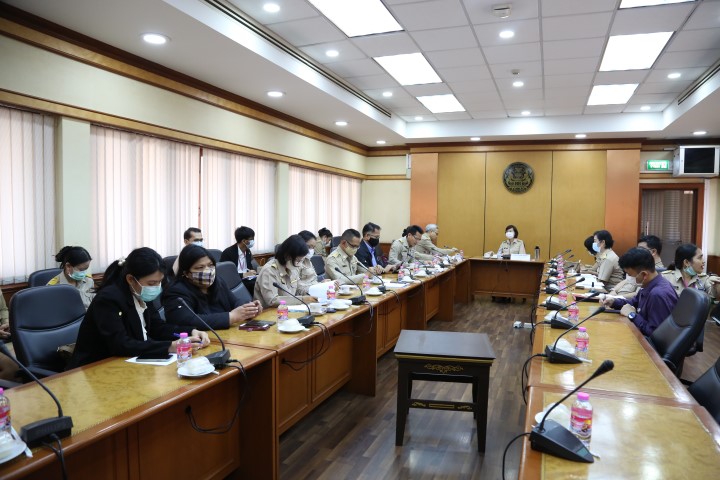 รองปลัด พม. ประชุม�