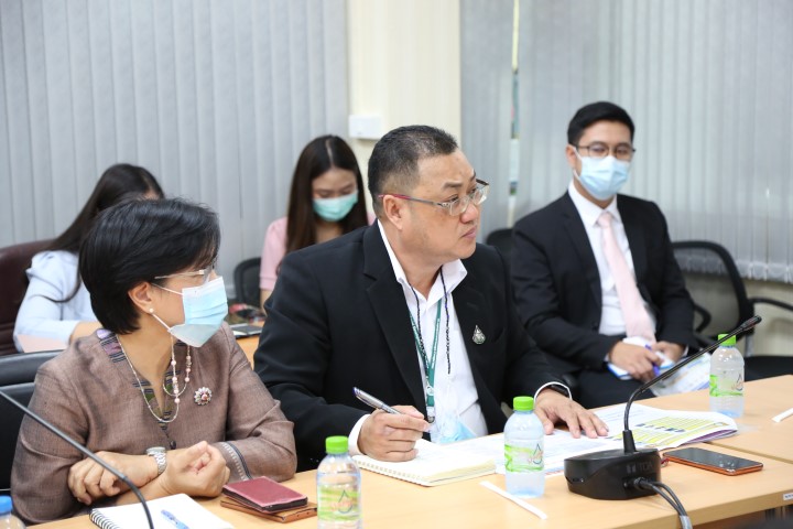 รองปลัด พม. ประชุม�