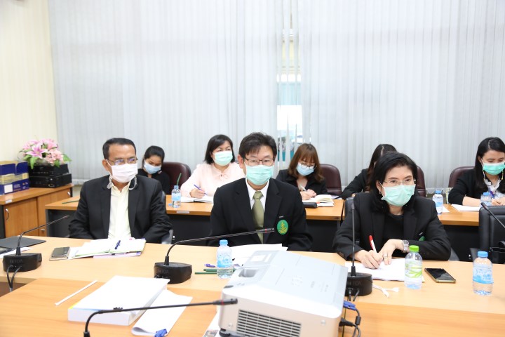 รองปลัด พม. ประชุม�