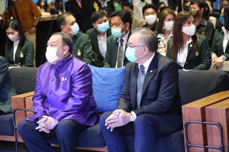 รมว.พม. เป็นประธาน�