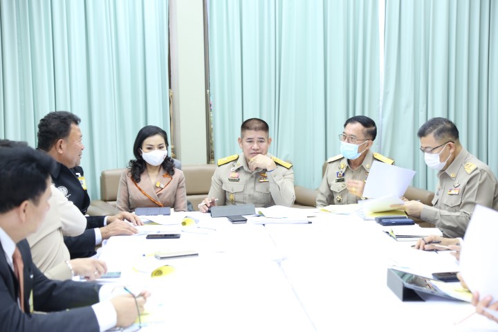 รองปลัด พม. ประชุม�