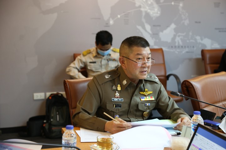 รองปลัด พม. ประชุม�