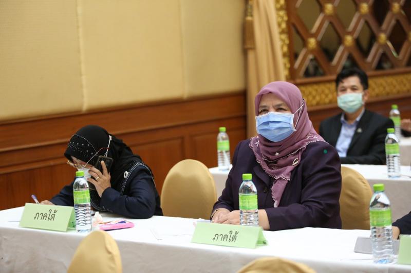 ปลัด พม. เป็นประธา�