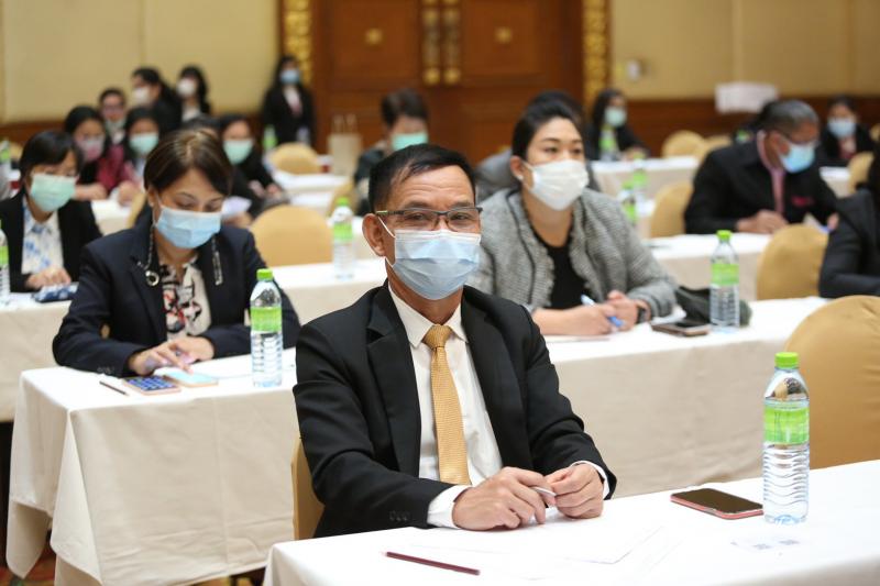 ปลัด พม. เป็นประธา�