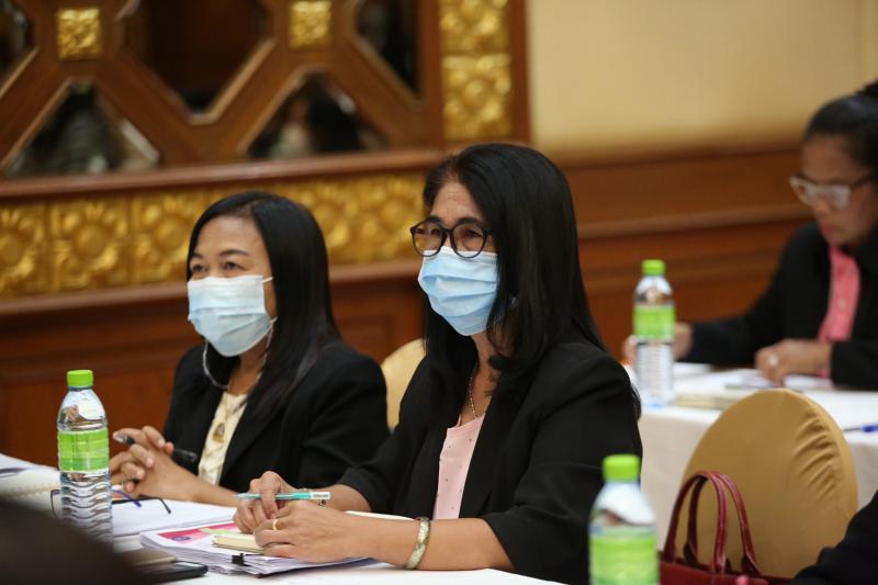 ปลัด พม. เป็นประธา�
