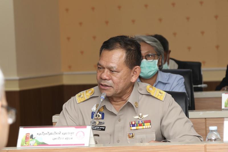 รมว.พม. เป็นประธาน�