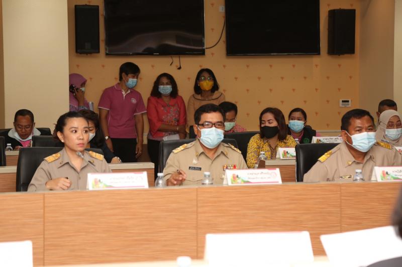 รมว.พม. เป็นประธาน�