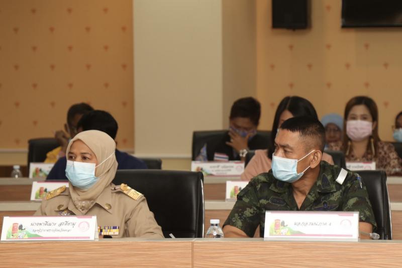 รมว.พม. เป็นประธาน�