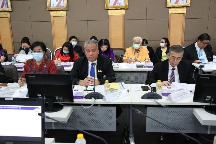 รมว.พม. เป็นประธาน�