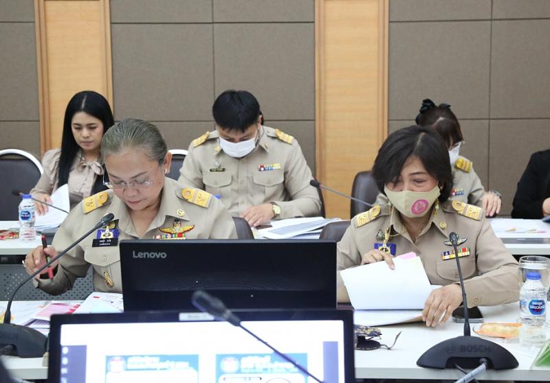 รมว.พม.ประชุมคณะอน