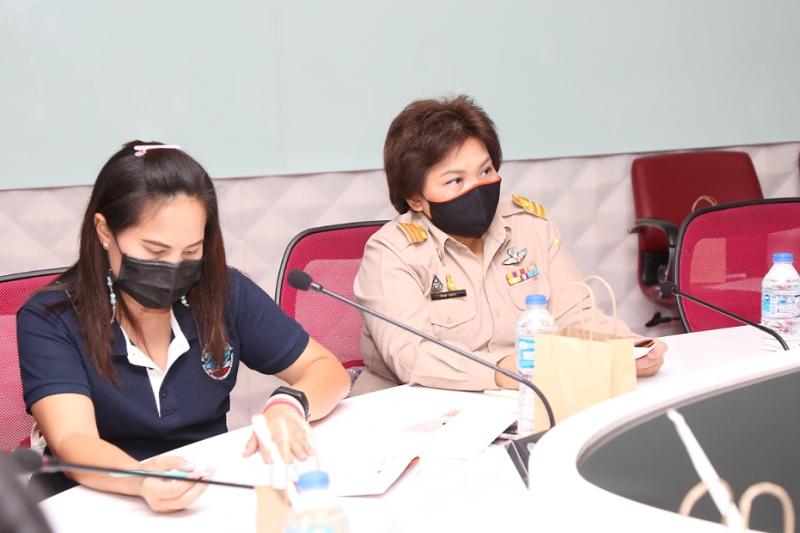 รองปลัดพม.ประชุมพ�